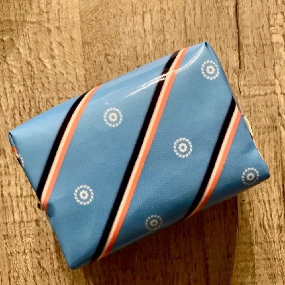 Jack Rogers Large Cosmetic Bag.